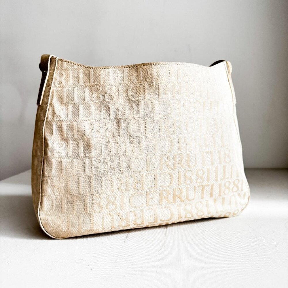 Vintage Cerutti 1881 Ivory all Over Print Shoulder